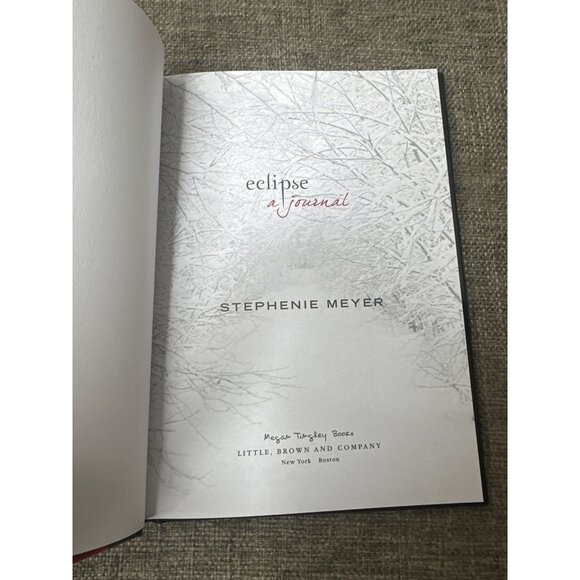 Stephenie Meyer Twilight Saga Journal Set With Decorative Tin Includes 3 Journa - Picture 8 of 16